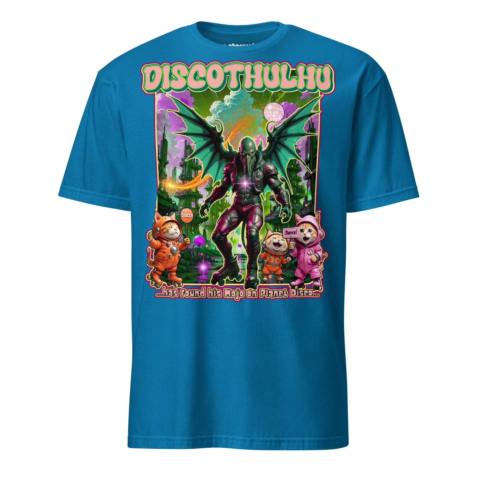 Winterpink T-Shirt Discothulhu – Cthulhu auf Rollschuhen mit Katzen im Disco-Style, großflächiger Frontdruck