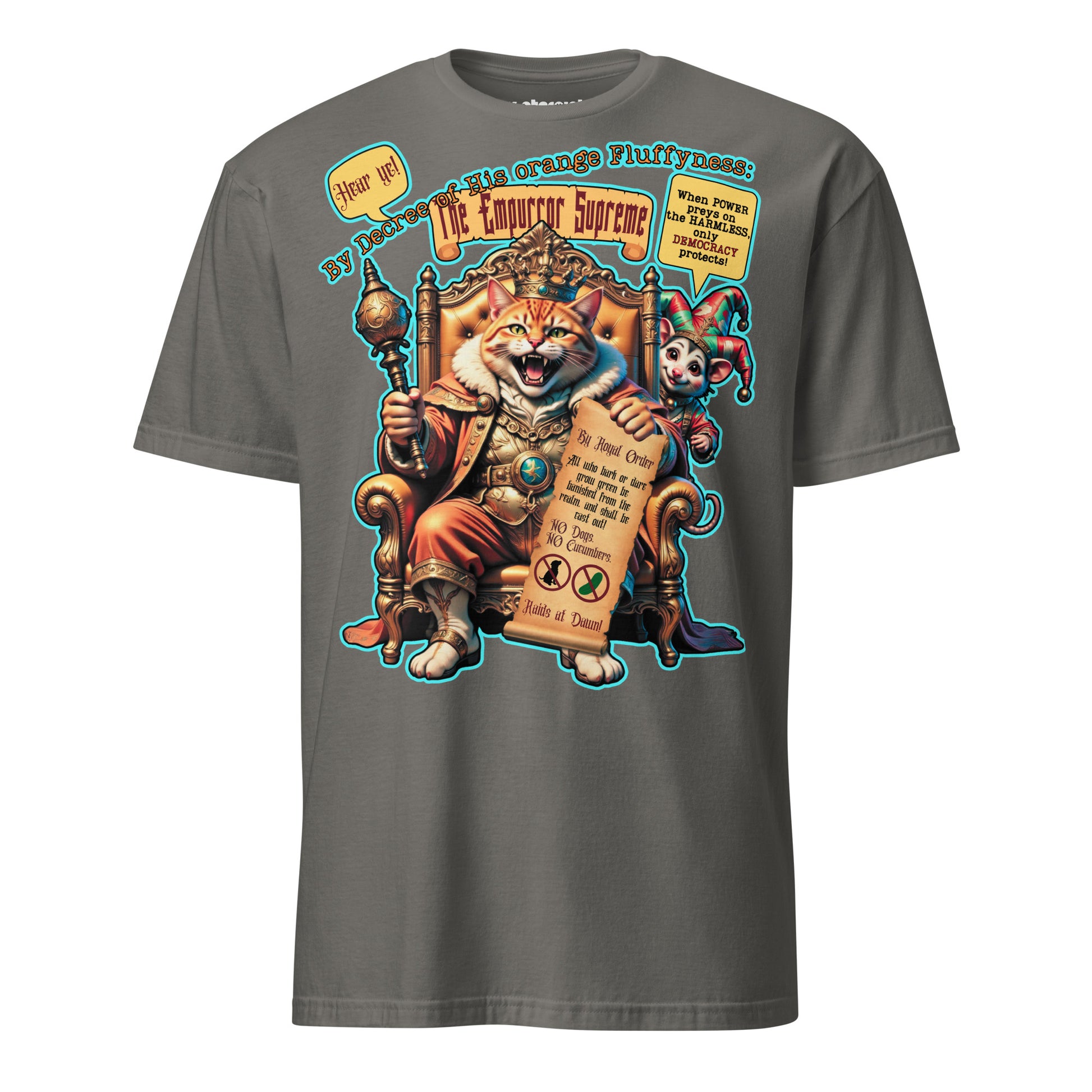 Winterpink T-Shirt The Empurror Supreme – orange Flauschdikator-Katze auf dem Thron mit Harlekin-Possum. Satirisches Cat-Content Design
