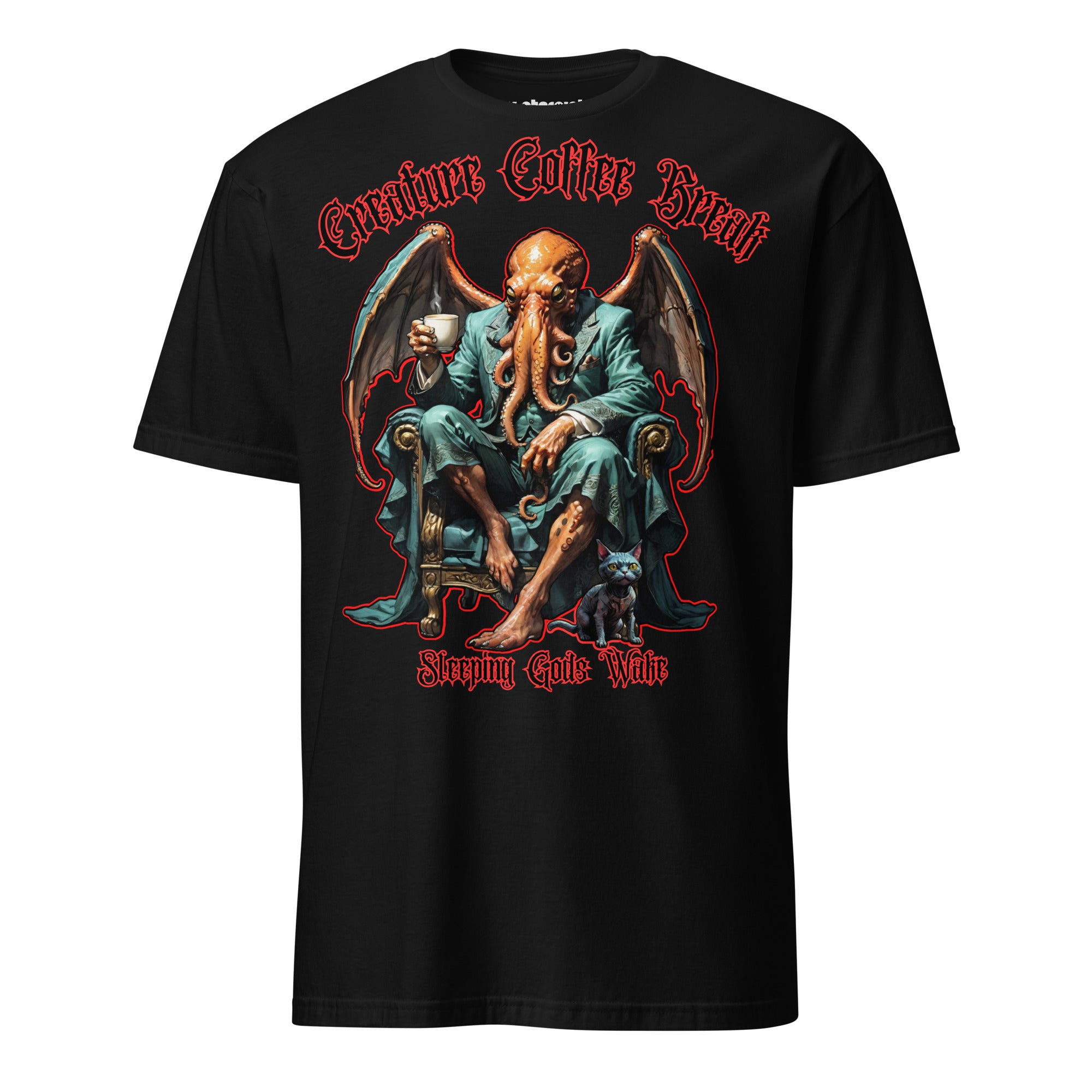 Cthulhu im Morgenmantel mit Kaffeetasse – Creature Coffee Break „Sleeping Gods Wake“ T-Shirt, Cosmic Horror trifft Coffee Culture.