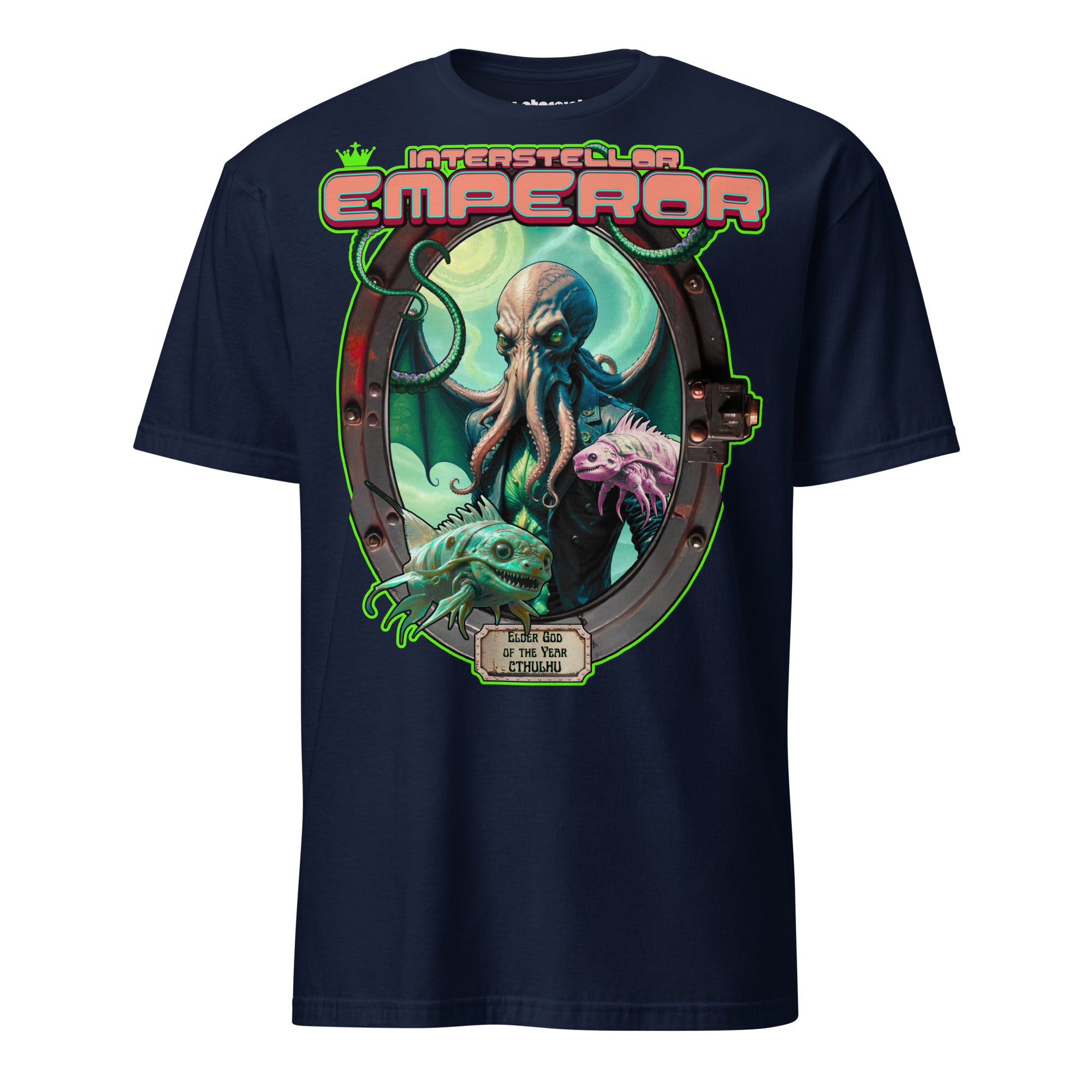 Winterpink T-Shirt Interstellar Emperor – Cthulhu als Elder God of the Year im „Mitarbeiter des Monats“-Style mit Tentakeln und Alienfischen