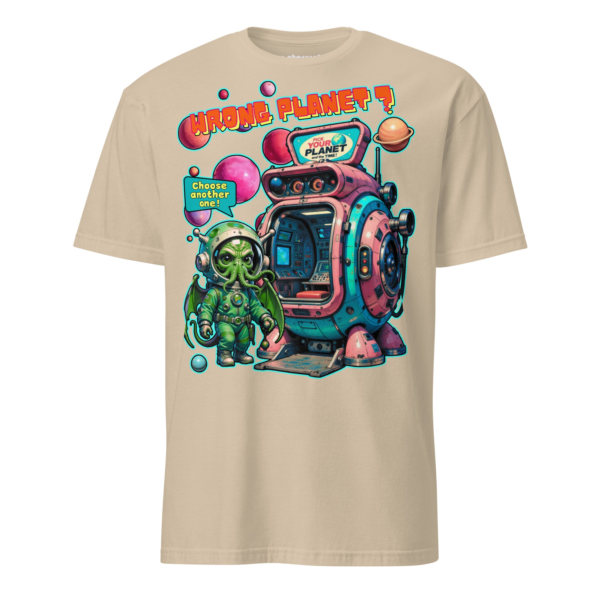 Winterpink T-Shirt – Space-Cthulhu vor Planetenkabine, Text ‚Wrong Planet – Pick Your Planet‘, Comic-Design, empowernd & humorvoll
