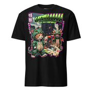 T-Shirt mit zwei Katzen in Monsterkostümen, eine als Godzilla mit Softeis und die andere als Drache mit Fön, in einer teilweise zerstörten Stadt