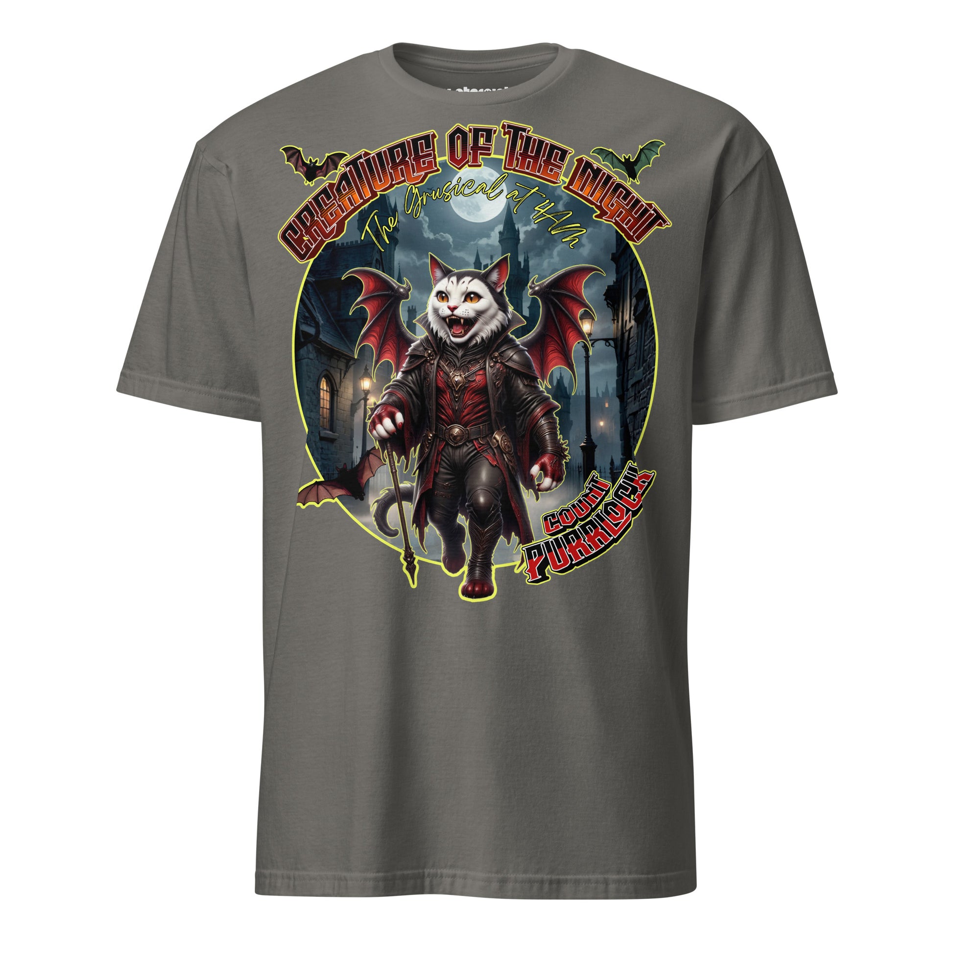 T-Shirt mit einer Vampirkatze im viktorianischen Outfit in den nächtlichen Straßen Londons mit Gothic- und Musical-Atmosphäre