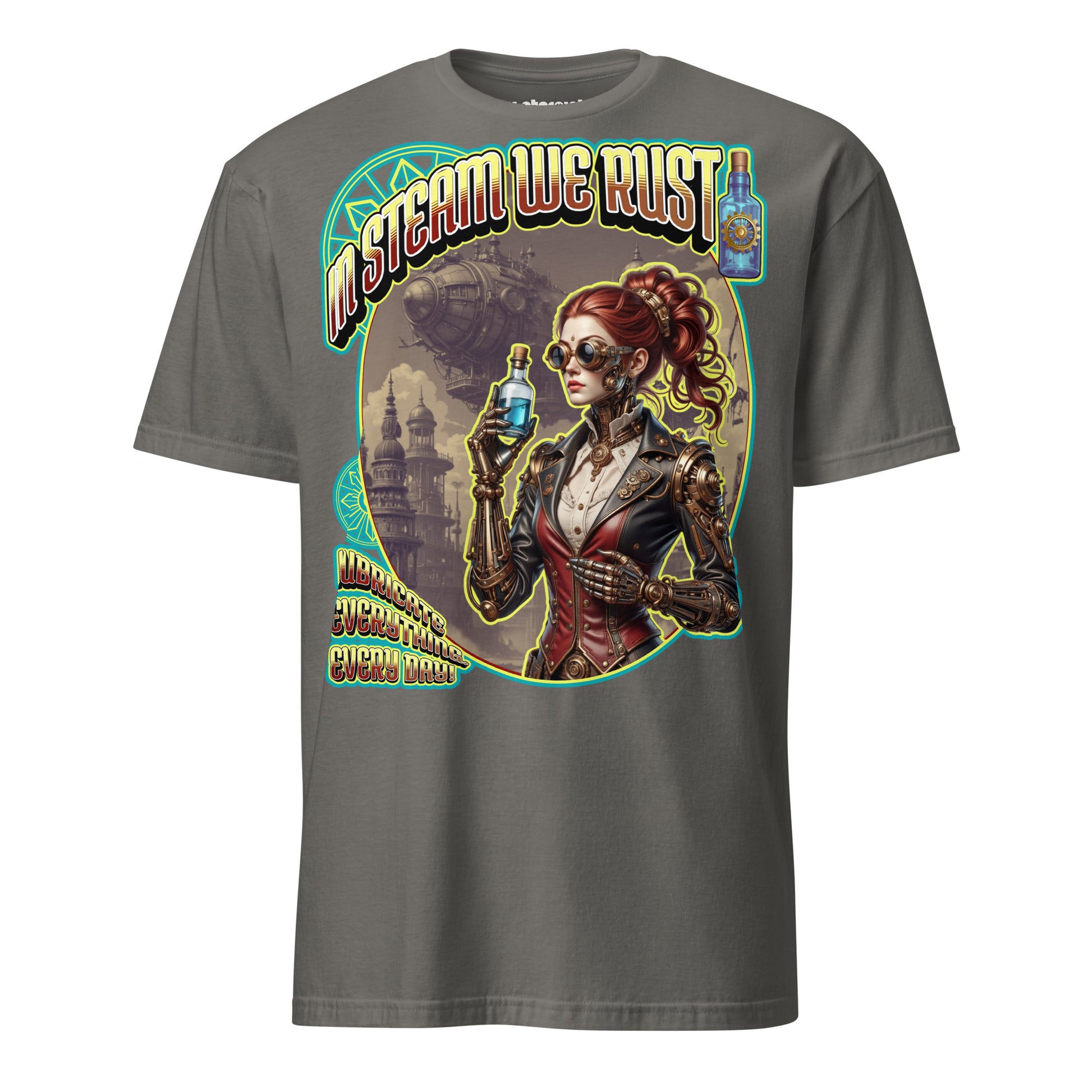 Winterpink T-Shirt mit Steampunk-Motiv „In Steam We Rust“ – kybernetische Ingenieurin mit Ölflasche, Zahnrädern und Luftschiff im Hintergrund.