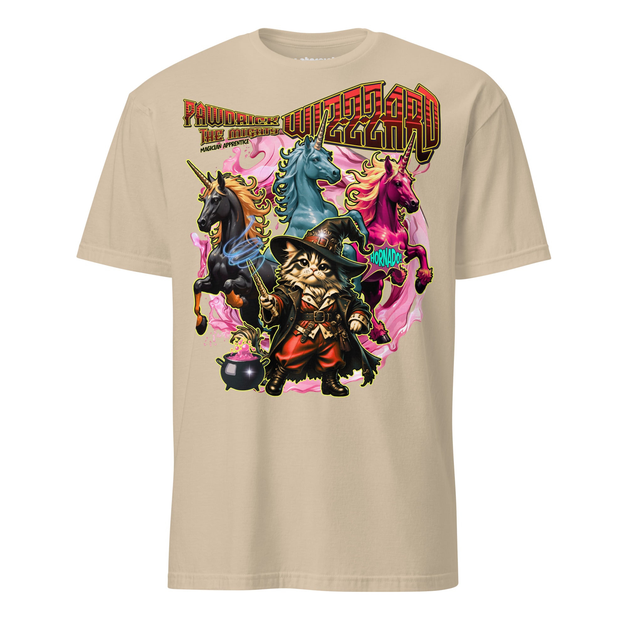Magisches Fantasy Motiv mit Pawdrick dem Zauberer, dessen „Hornado“ ein Rudel Einhörner herbeiruft. Entdecke das humorvolle Winterpink T-Shirt voller Magie, Vielfalt und Fantasie.