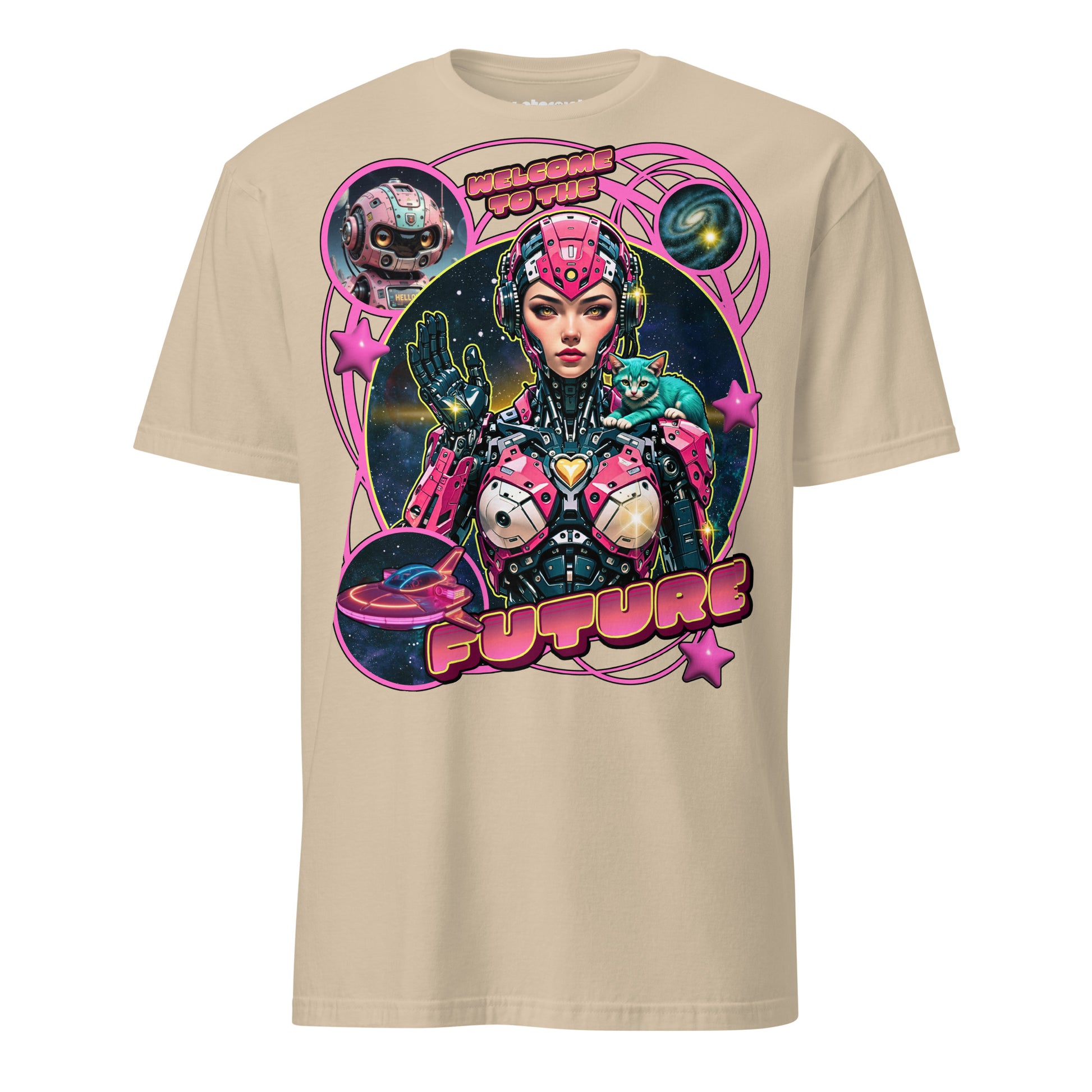 Winterpink T-Shirt mit cyborgartiger Figur im Retro-Sci-Fi-Stil, Katze auf der Schulter, Weltraum-Hintergrund und Schriftzug „Welcome to the Future“.