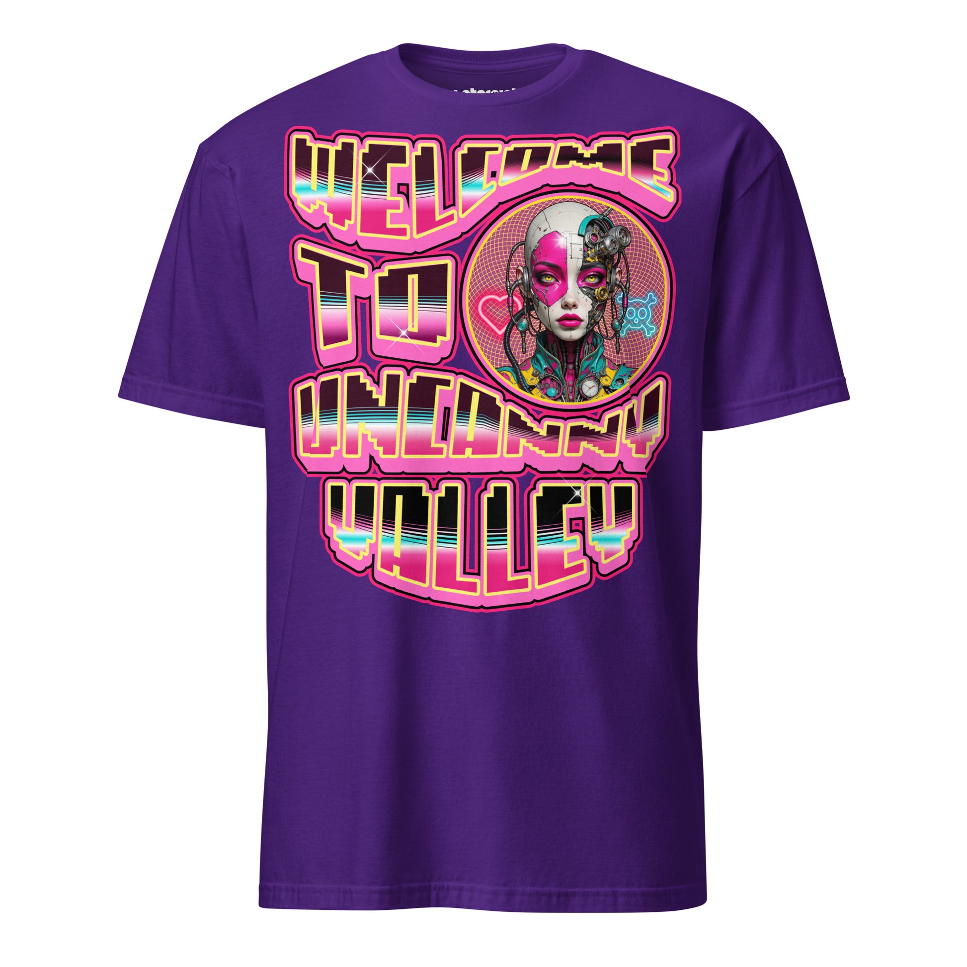 Winterpink T-Shirt mit Neonmotiv „Welcome to Uncanny Valley“ – Cyborg-Frau im Retro-Futurismus-Stil zwischen Mensch und Maschine